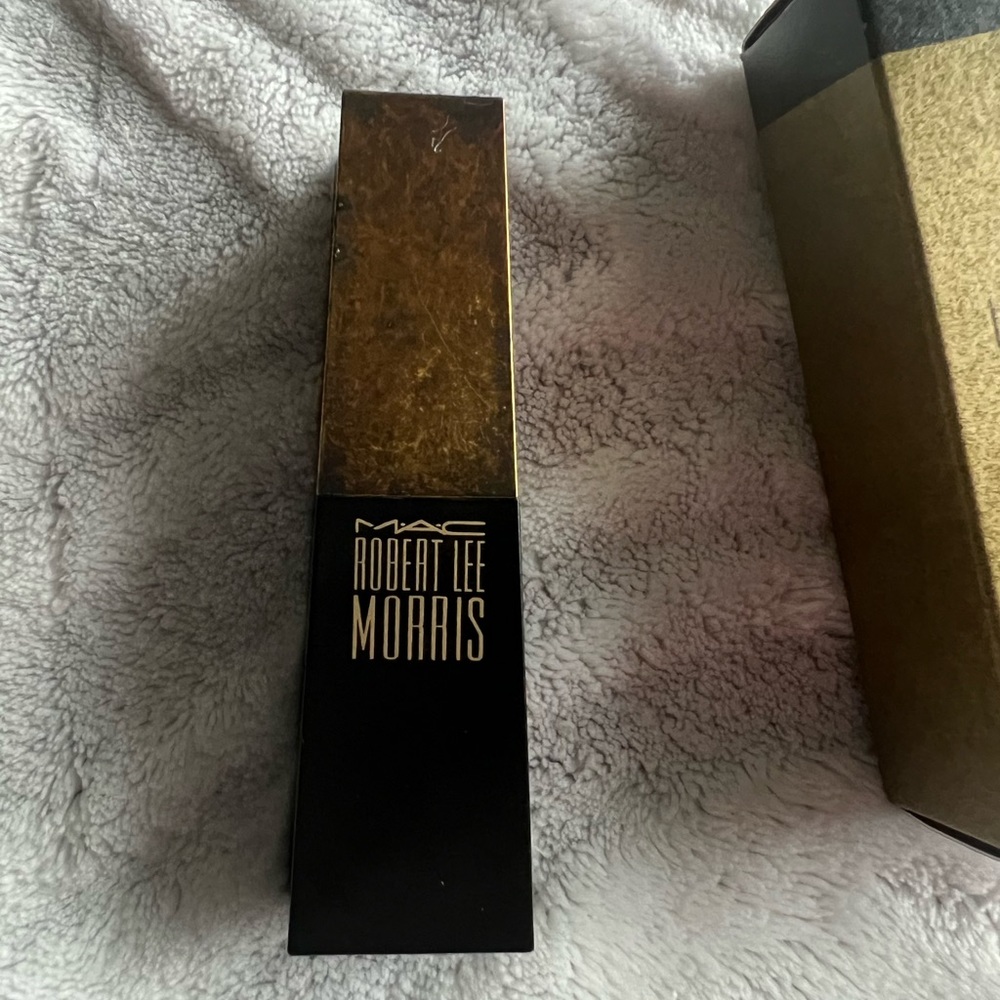 Mac cosmetics Robert Lee Morris Matenne lipstick Persimmon